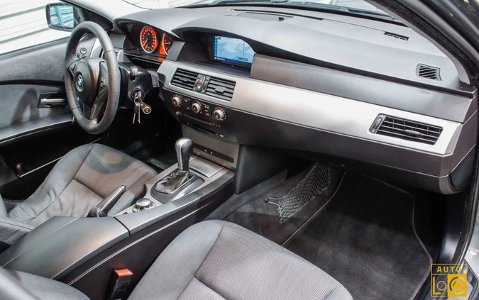 BMW Seria 5 cena 18888 przebieg: 297000, rok produkcji 2005 z Różan małe 407